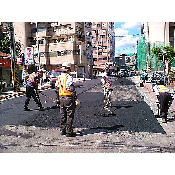 柏油道路瀝青舖設施工,鈺川工程行