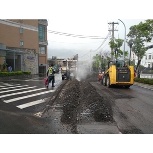 路面瀝青刨除工程