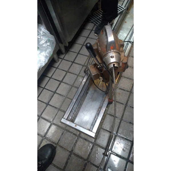 疏通截油槽-世上衛生企業社