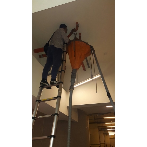 疏通汙廢水水平吊管 疏通汙廢水水平吊管-世上衛生企業社