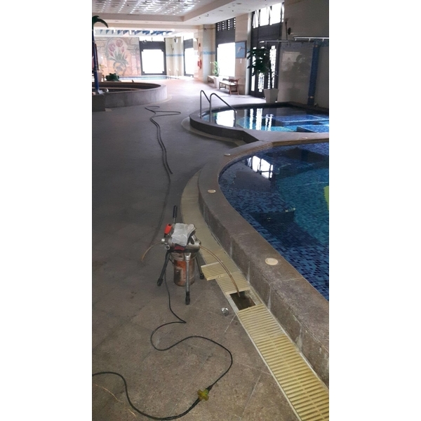 游泳池邊排水,世上衛生企業社