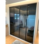 牙醫診所鋁框隔間拉門工程 - 昕采玻璃有限公司