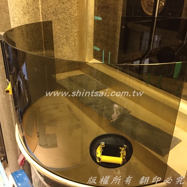 彎曲玻璃 大廳玻璃 戶外玻璃 圍牆玻璃