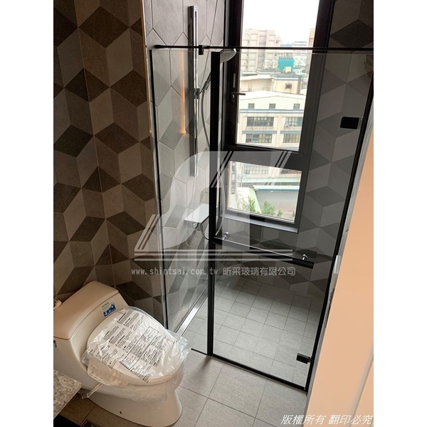 玻璃工程 淋浴間乾濕分離 無框式淋浴間