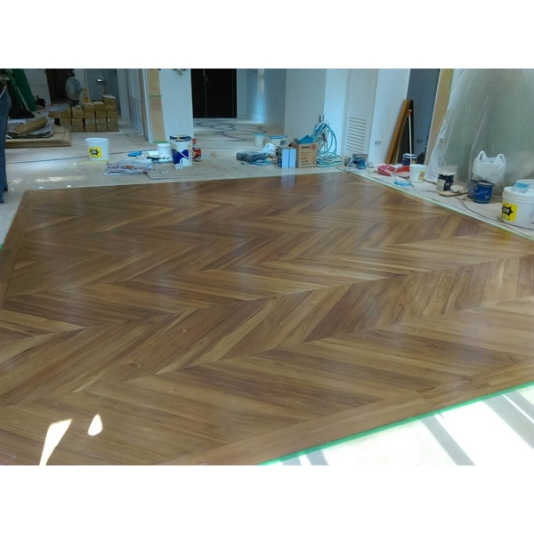 木地板上漆工程,吉普森企業有限公司