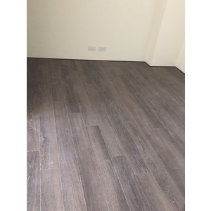 實績54 , 聖佳實業社