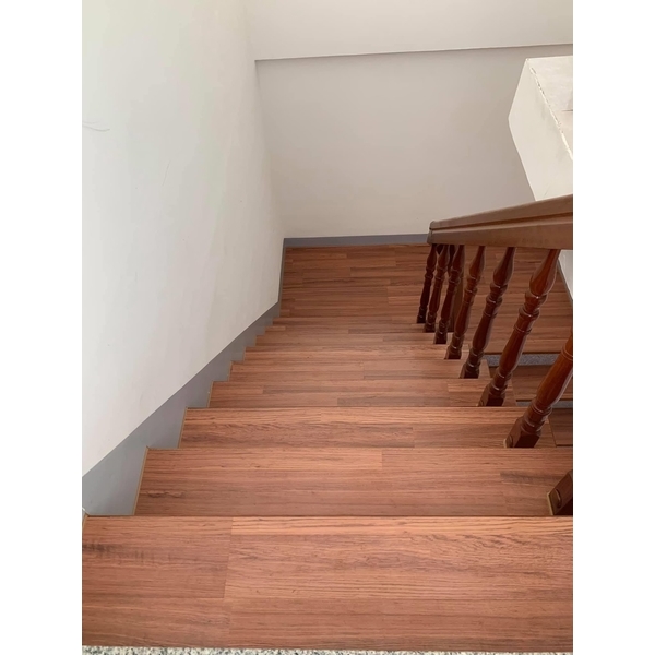 樓梯地板完工13