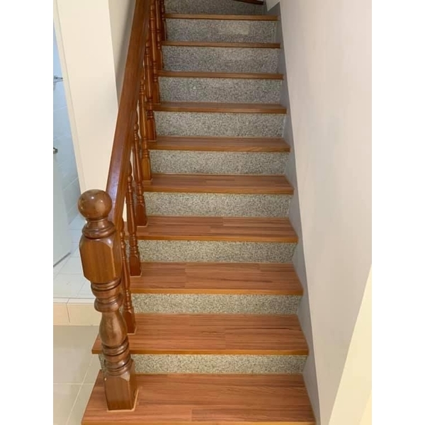 樓梯地板完工16