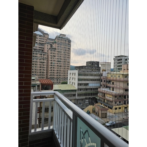 防貓墜隱形鐵窗 防貓墜隱形鐵窗-唐盛科技企業行