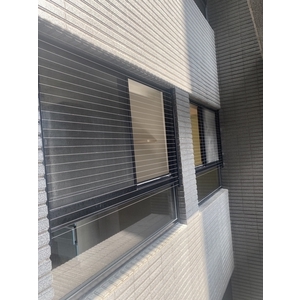 隱形鐵窗－高雄美術君御社區