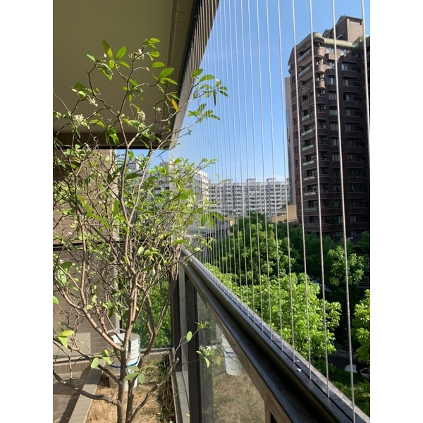 隱形防墜網