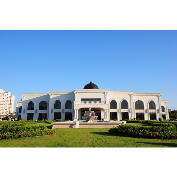 GMRC帷幕牆板/GMRC裝飾構件/GRP雕塑造型/GRG天花造型-豪門國際開發股份有限公司