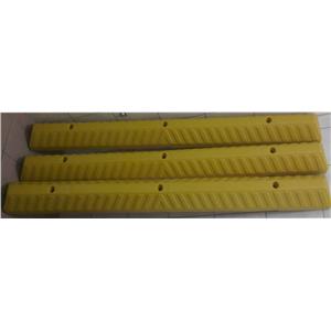 L192 塑鋼大型車輪檔 , 碩立停車設備股份有限公司