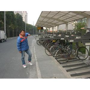 雙層腳踏車位架