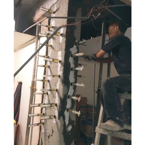 補強工程施工 6張 補強工程施工 6張-承立工程有限公司