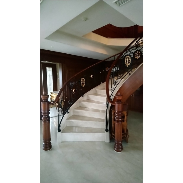 鍛造扶手樓梯 3張-百昱鋼鐵有限公司