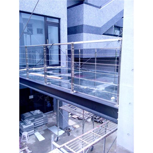 吊橋.不銹鋼所欄桿