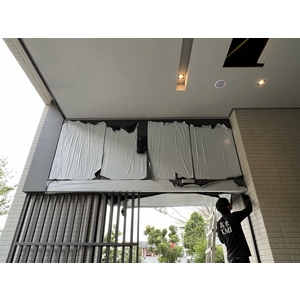 機車道格柵自動門+包板