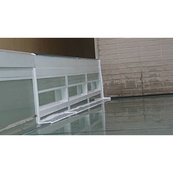 玻璃採光罩－側面可通風-興泰工程行