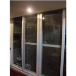 落地門 - 寶利佳實業有限公司