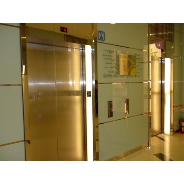 鍍鈦電梯門框,一鑫鐵件工程行