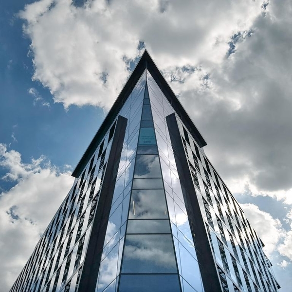 比利時布魯塞爾-玻璃夾層機：AGC  www.agc-glass.euen-欣昭實業股份有限公司