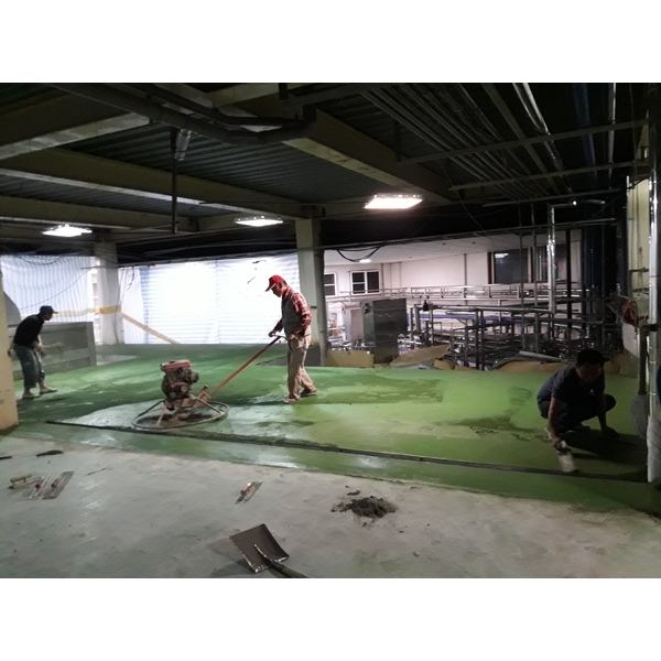 廠房2F地坪整體粉光 廠房2F地坪整體粉光,灃泉土木包工有限公司