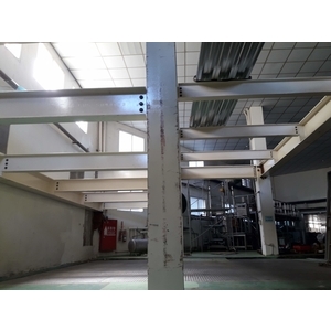 廠房內部困難吊裝施工