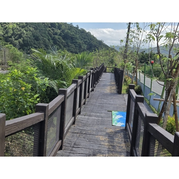 枕木棧道,三榮建材工業股份有限公司