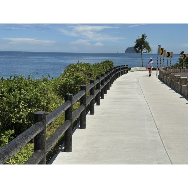 仿木步道欄桿,三榮建材工業股份有限公司