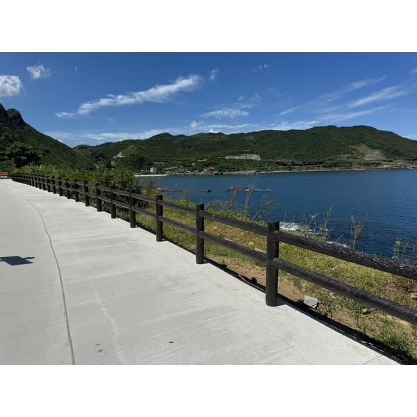 仿木步道欄桿-三榮建材工業股份有限公司