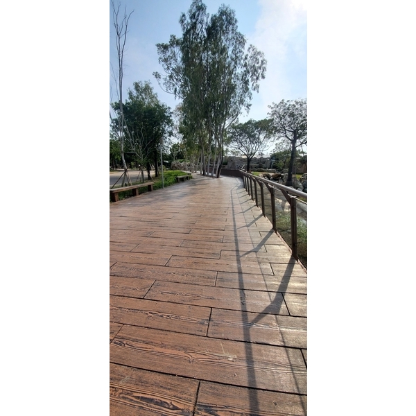 仿木紋平台板,三榮建材工業股份有限公司