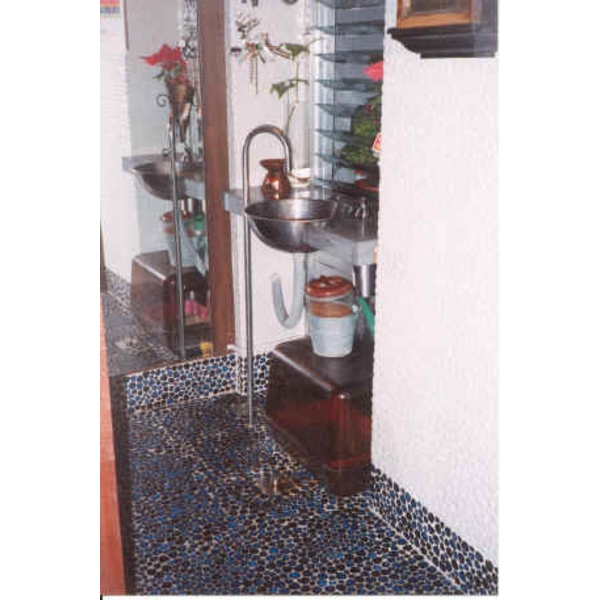 腳踏式水龍頭安裝實例