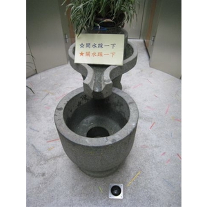 腳踏式水龍頭安裝實例 - 諺慶興業股份有限公司