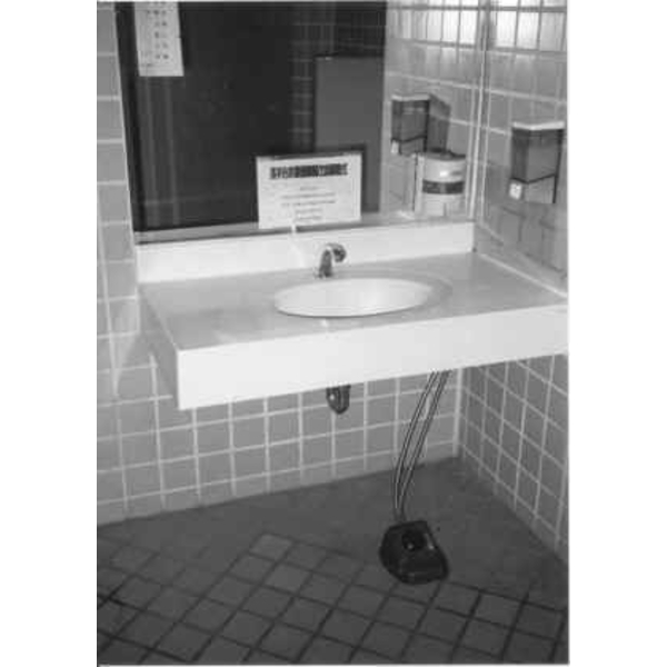 腳踏式水龍頭安裝實例