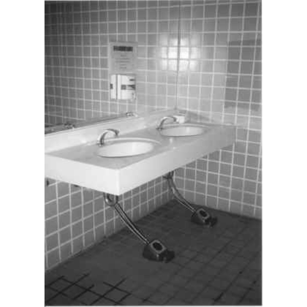 腳踏式水龍頭安裝實例