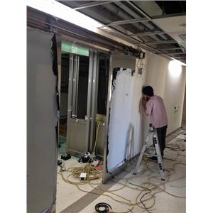 鉛板自動門-施工中