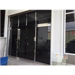 烤漆黑玻璃自動門 - 豪品自動門工程有限公司