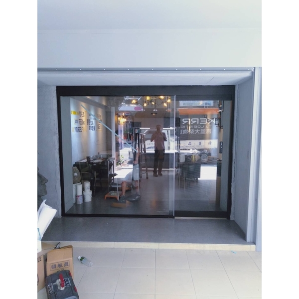 烤漆黑不銹鋼自動門