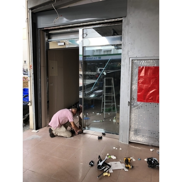 不銹鋼玻璃自動門、空氣門