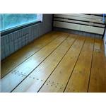 南方松陽台地板 - 尼可企業社