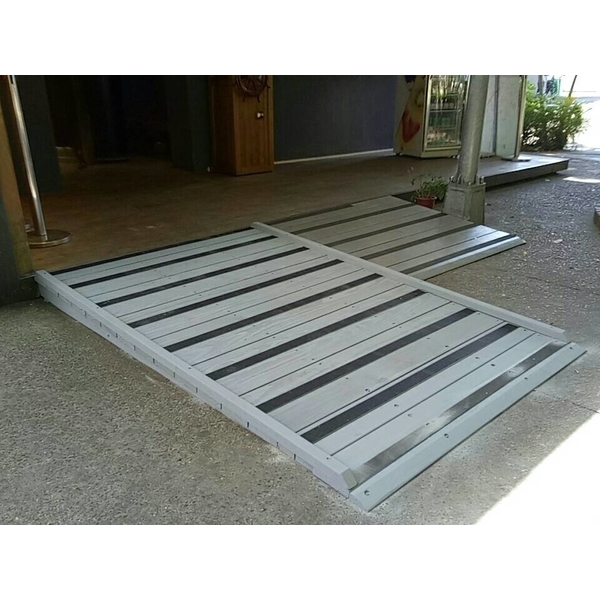 標準法規無障礙坡道 標準法規無障礙坡道,尼可企業社