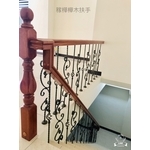 鍛造樓梯扶手 - 稼樺櫸木扶手行