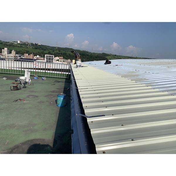 烤漆浪板 烤漆浪板,育鴻工程行