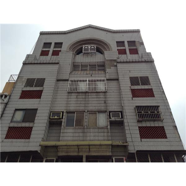 白鐵窗,育鴻工程行