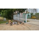 白鐵大門 - 育鴻工程行