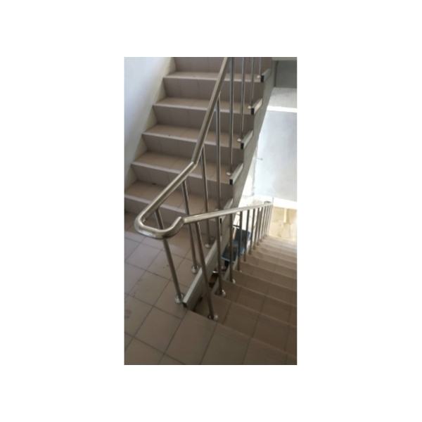 集合式住宅(三)~樓梯扶手,家葳企業有限公司