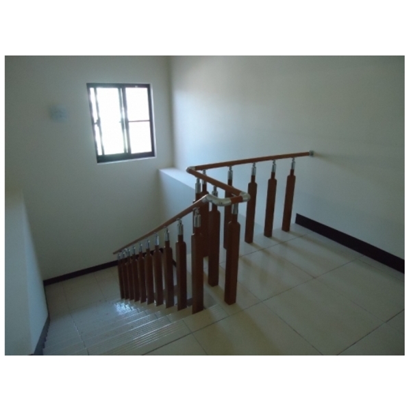 集合式住宅(一)~樓梯扶手-家葳企業有限公司