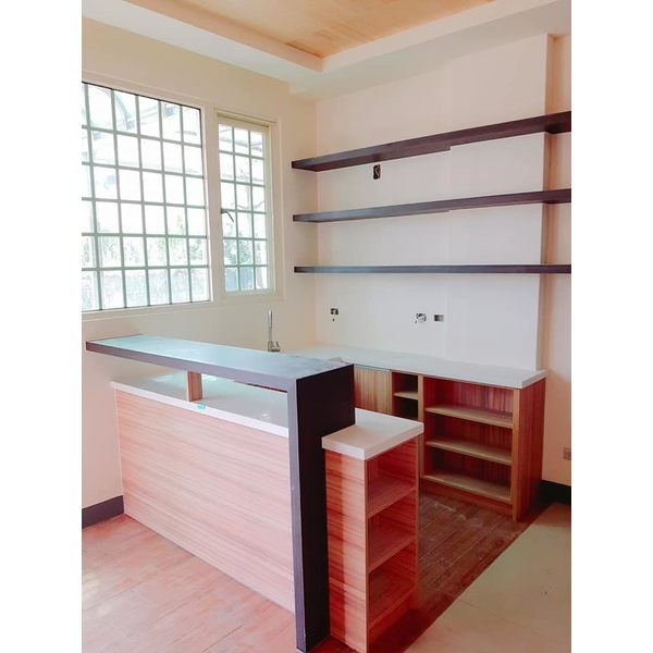 系統書桌和衣櫃