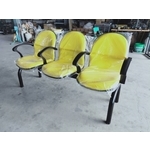 公共排椅 , 一大企業商行